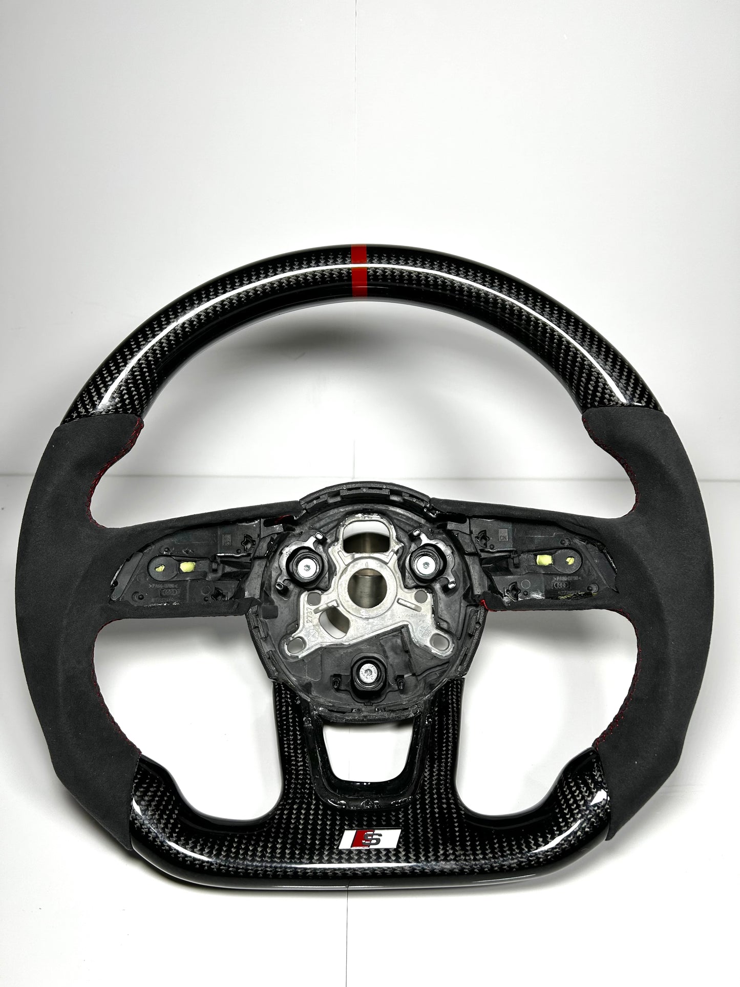 Audi A3/S3/RS3/A4/A5 2017-2021 Carbon fiber steering wheel - JoFäB!